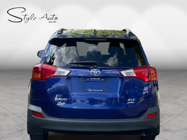 Toyota RAV4 AWD 4dr XLE 2015