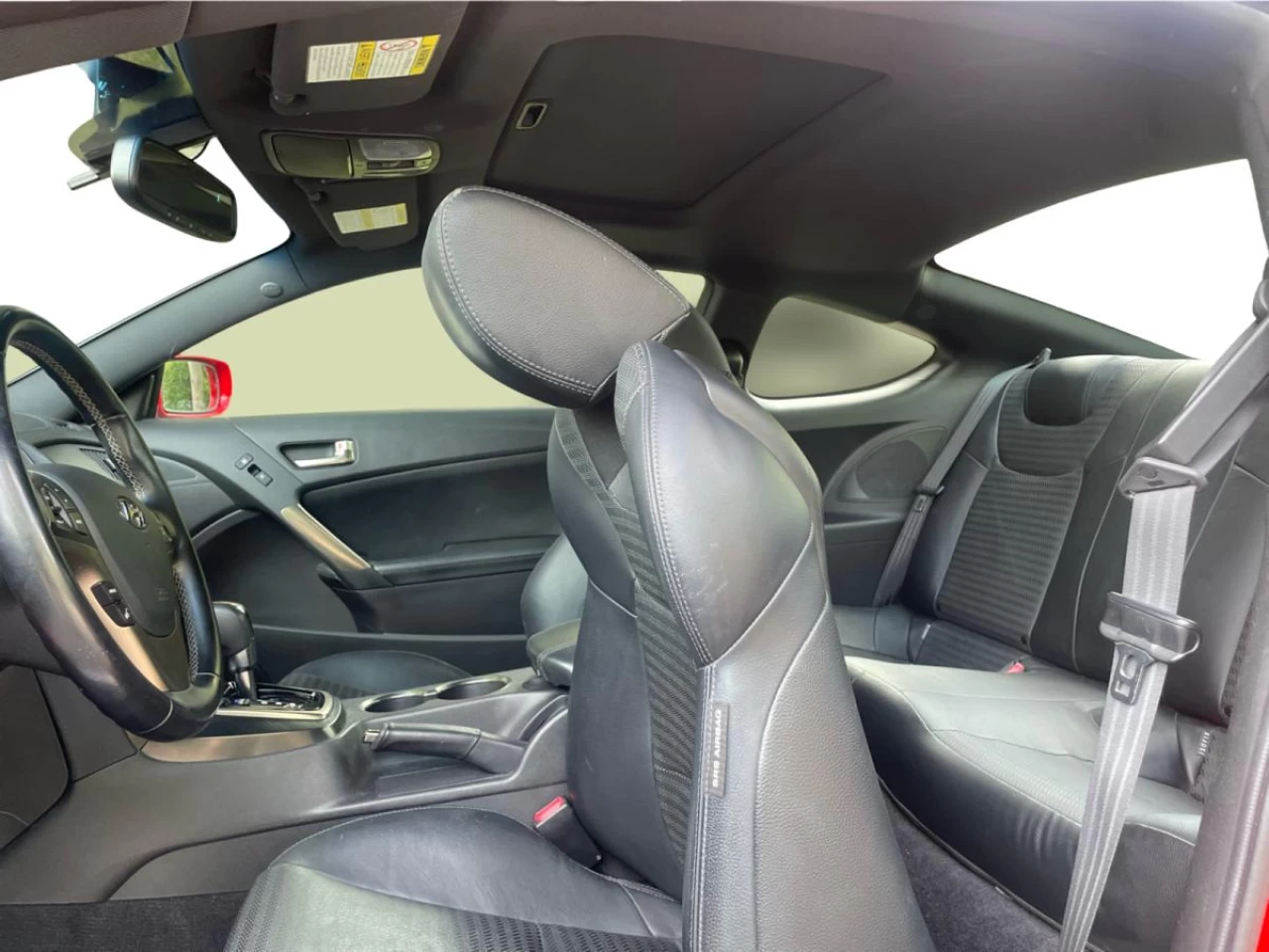 2013 Hyundai Genesis 2dr V6 Auto GT *Ltd Avail* Image principale