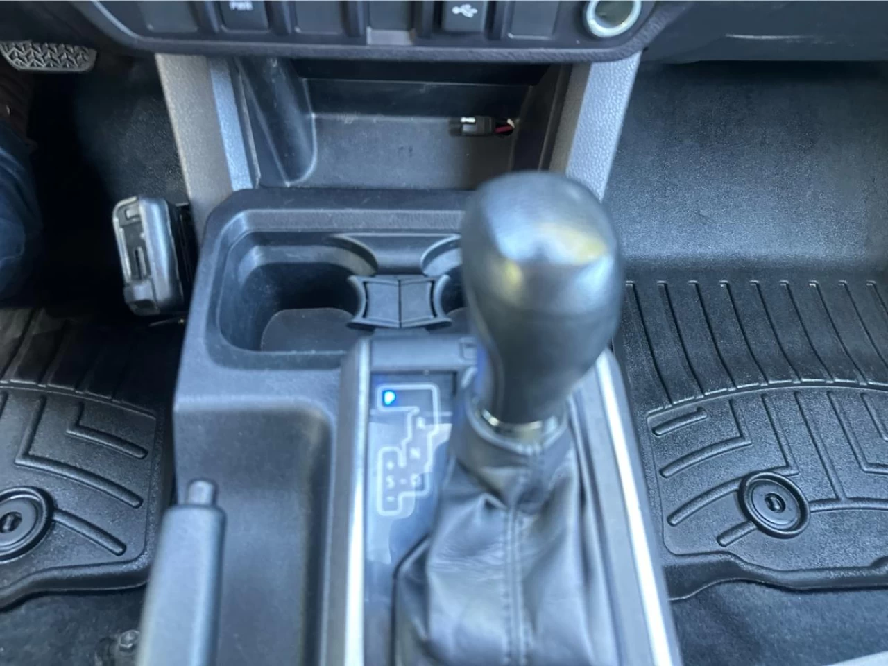 2023 Toyota Tacoma 4x4 Double Cab Auto Image principale