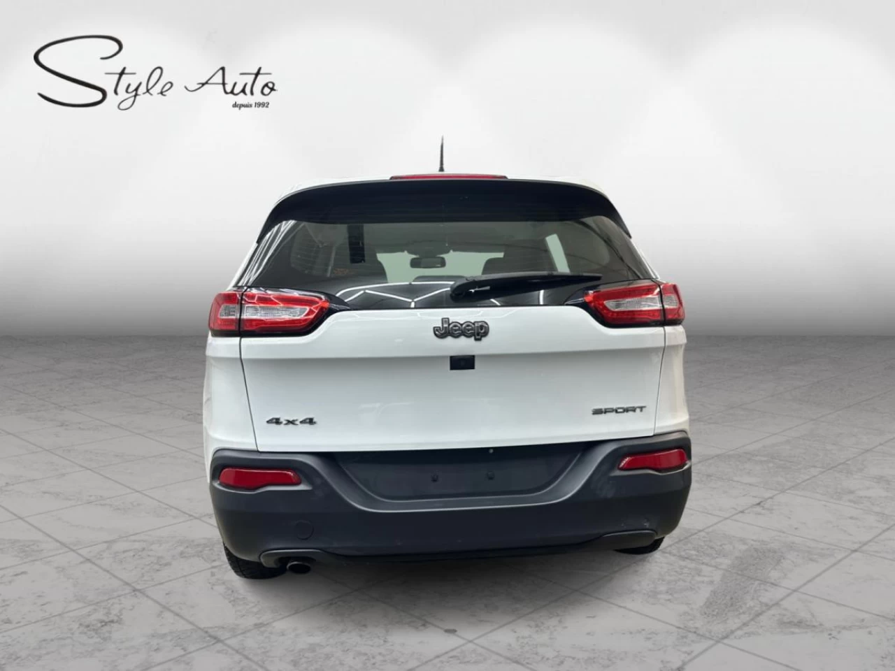 2016 Jeep Cherokee 4WD Sport Main Image