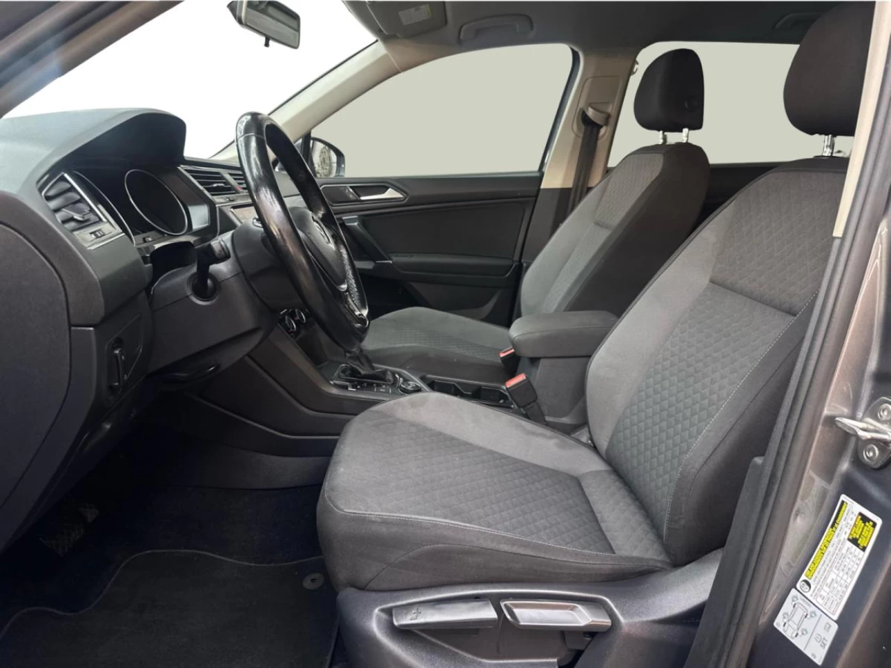 2018 Volkswagen Tiguan Trendline 4MOTION Main Image