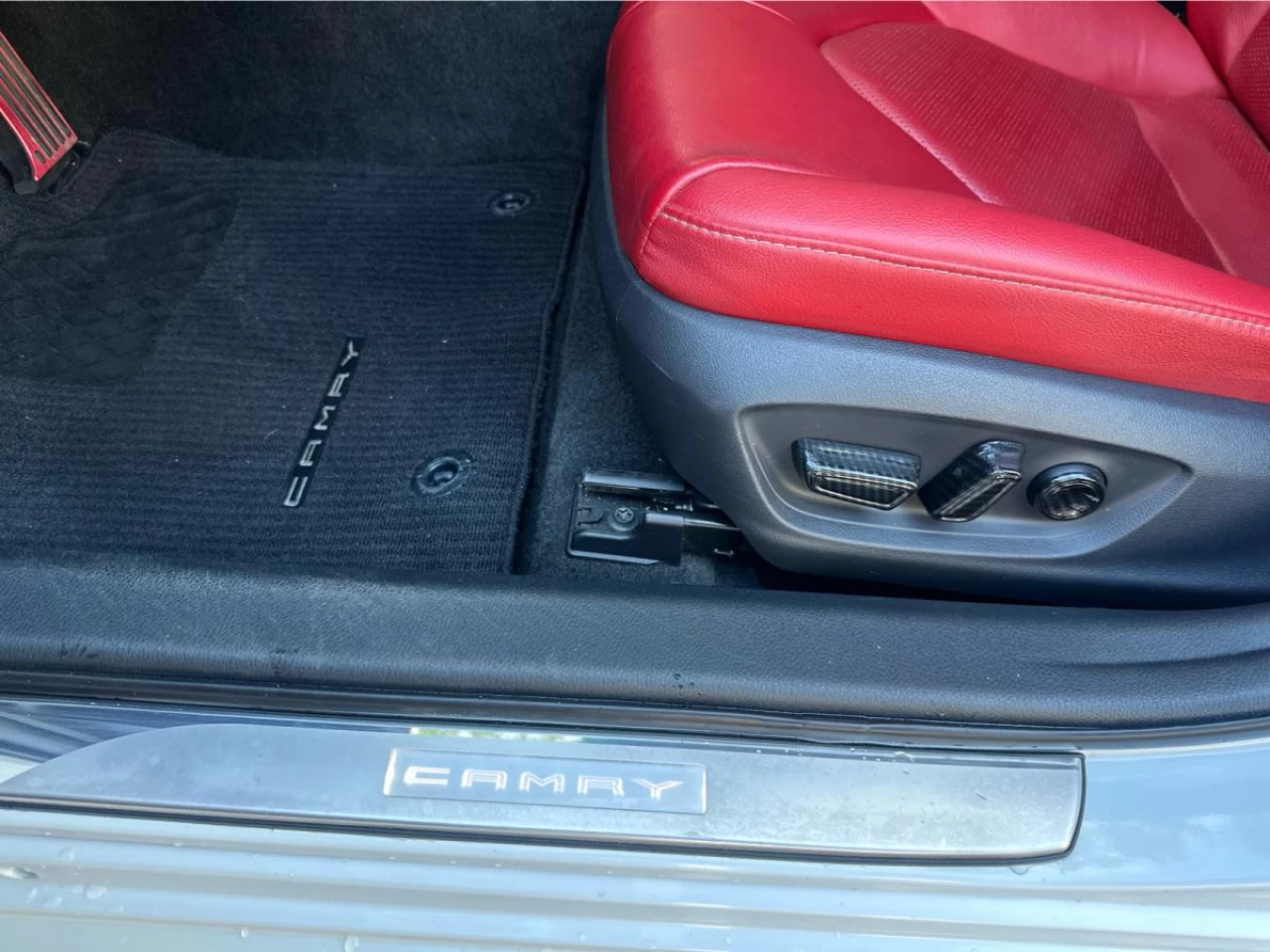 2018 Toyota Camry XSE V6 Auto roof Cam Image principale