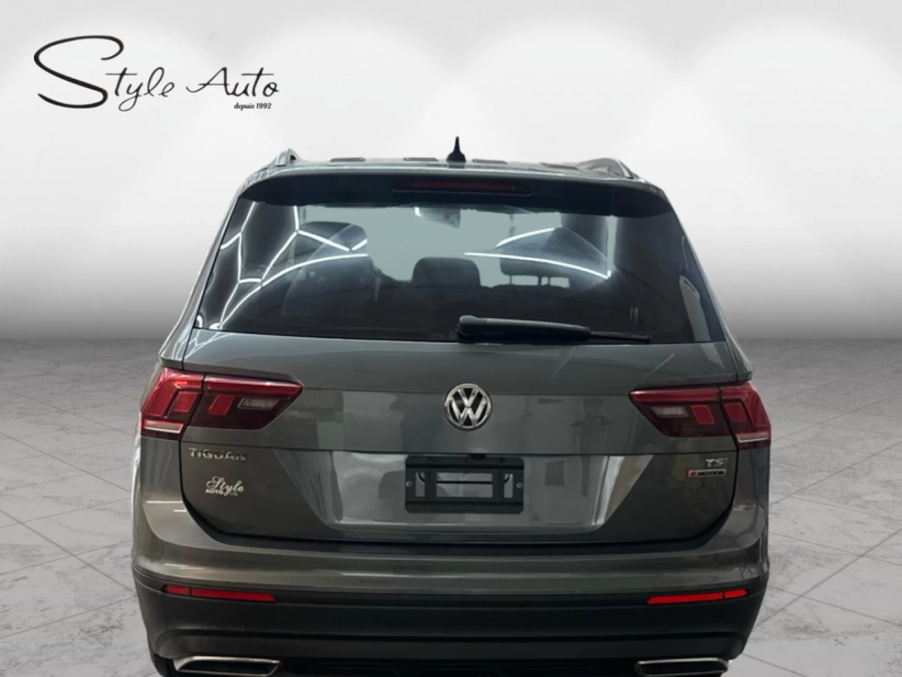 2018 Volkswagen Tiguan Trendline 4MOTION Main Image