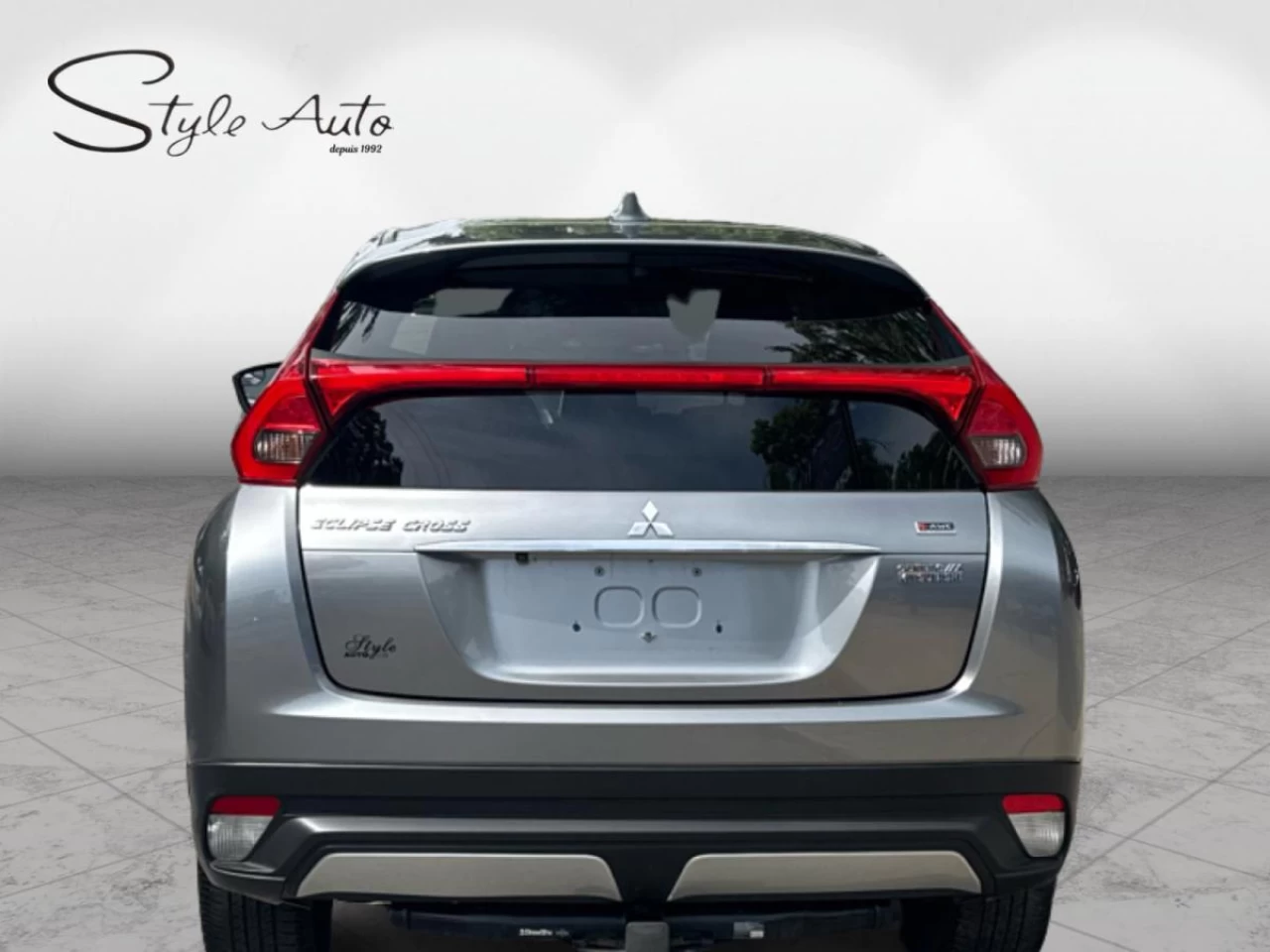 2020 Mitsubishi Eclipse Cross ES S-AWC Main Image