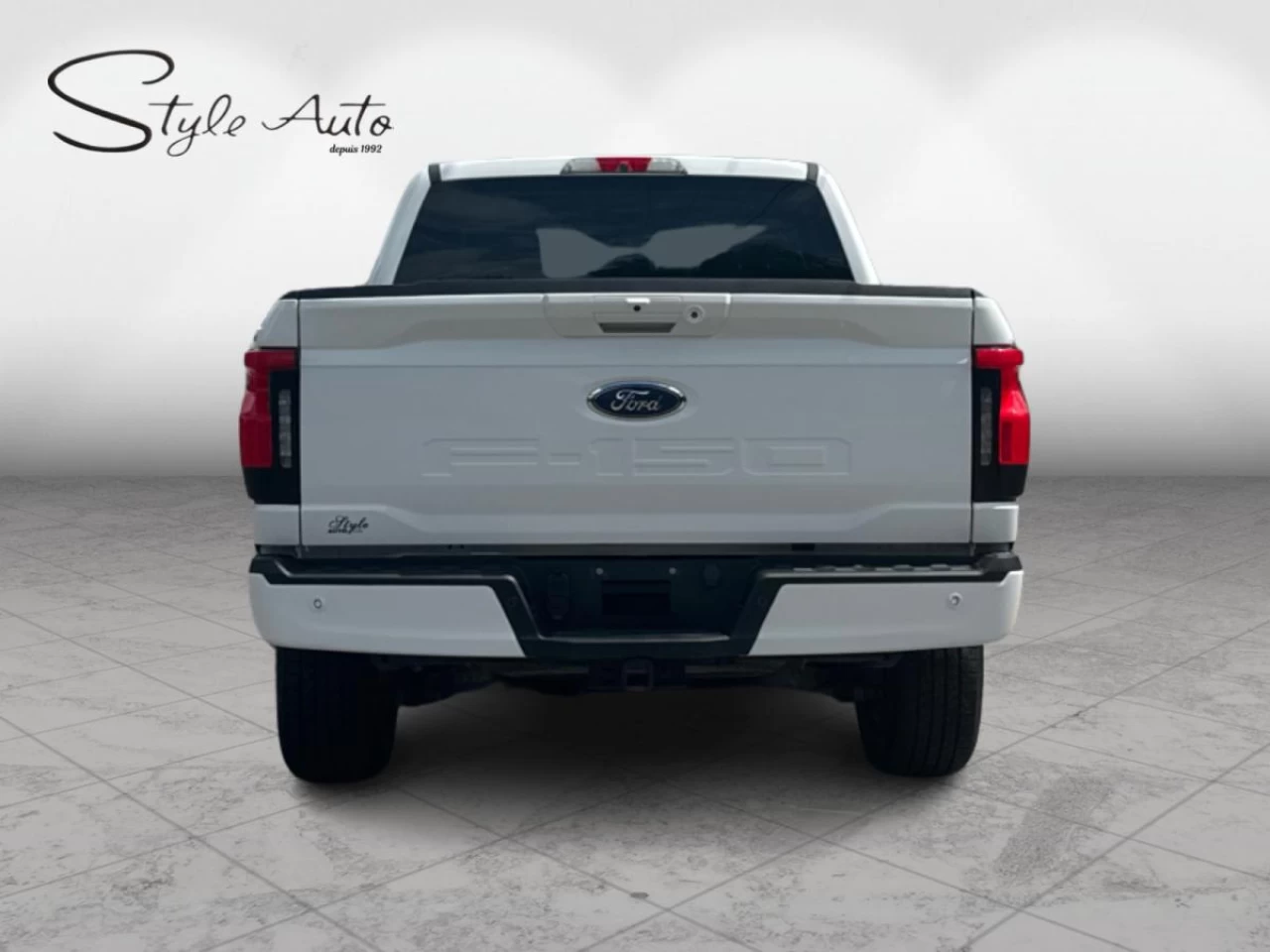 2023 Ford F-150 Lightning XLT Pro 4WD SuperCrew 5.5' Box Main Image