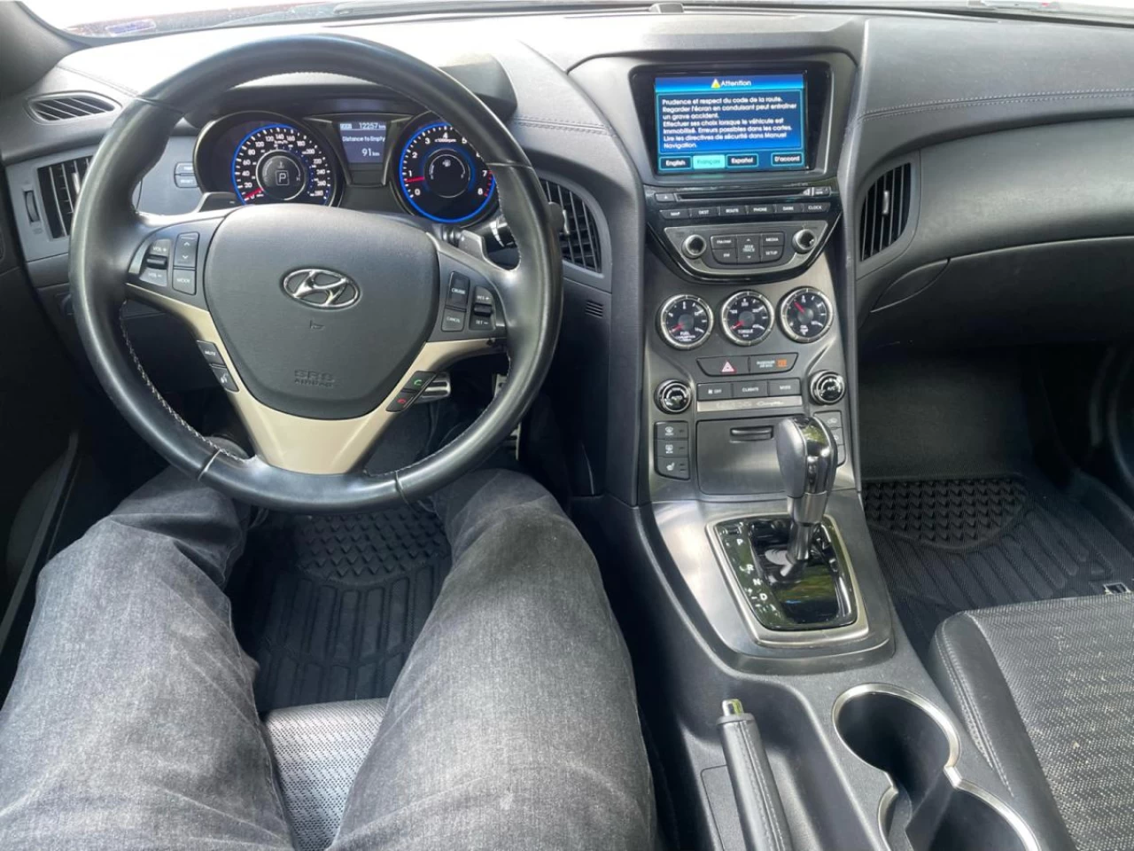2013 Hyundai Genesis 2dr V6 Auto GT *Ltd Avail* Image principale