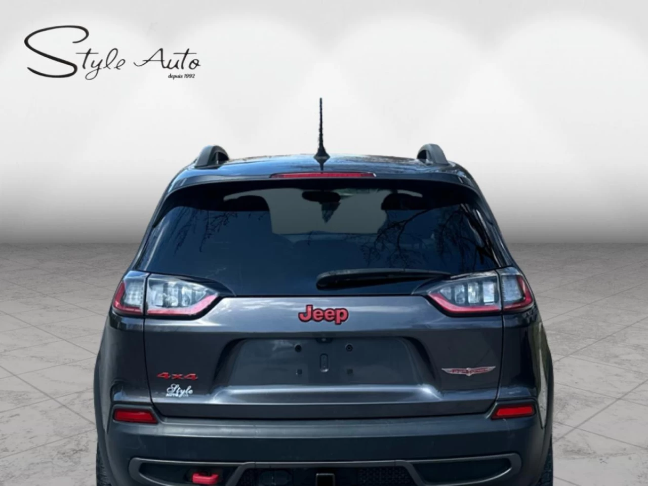 2020 Jeep Cherokee Trailhawk 4x4 Image principale