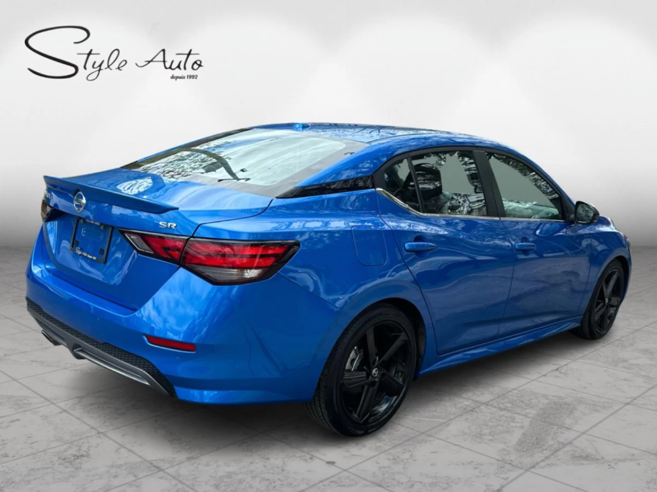 2021 Nissan Sentra SR AUT Image principale