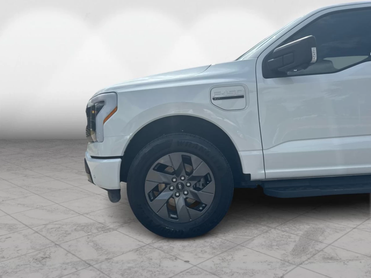 2023 Ford F-150 Lightning XLT Pro 4WD SuperCrew 5.5' Box Main Image
