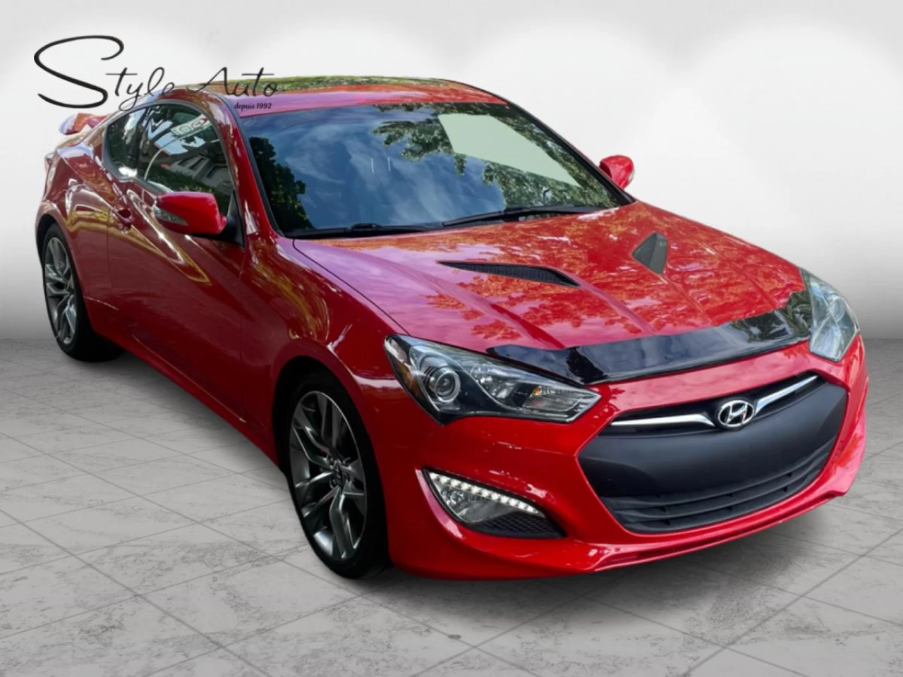 2013 Hyundai Genesis 2dr V6 Auto GT *Ltd Avail* Image principale