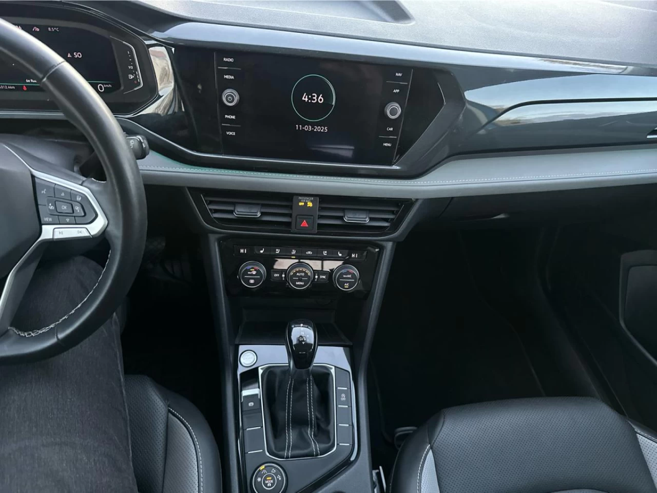 2022 Volkswagen Taos Highline 4MOTION Image principale