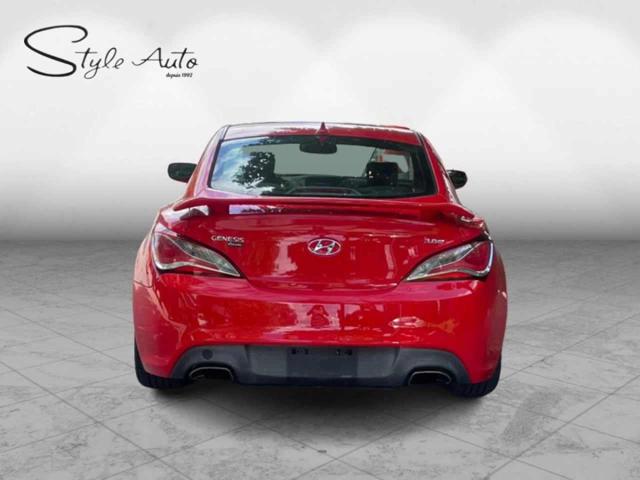 2013 Hyundai Genesis 2dr V6 Auto GT *Ltd Avail* Image principale
