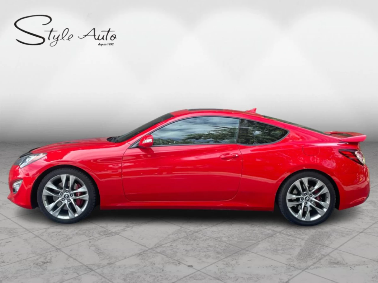 2013 Hyundai Genesis 2dr V6 Auto GT *Ltd Avail* Image principale