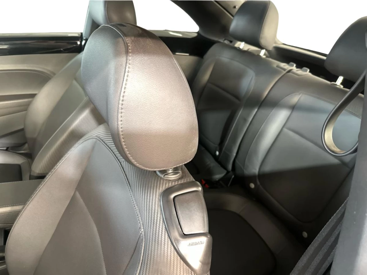 2012 Volkswagen Beetle Cpe Auto Highline Main Image