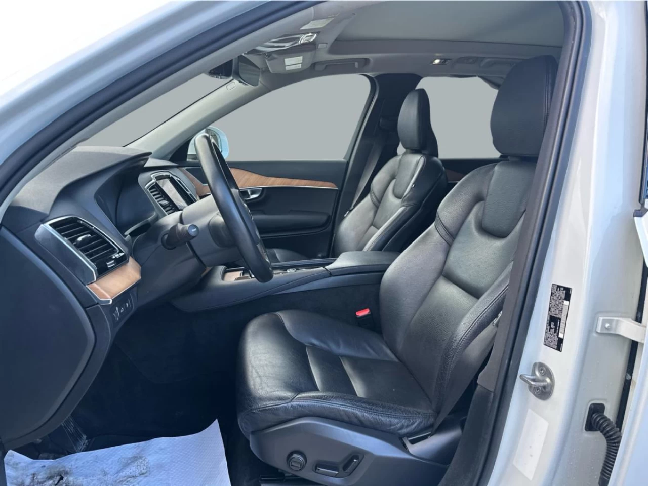 2022 Volvo XC90 T8 EAWD PHEV Inscription Expression Extended Range 7 pass Image principale