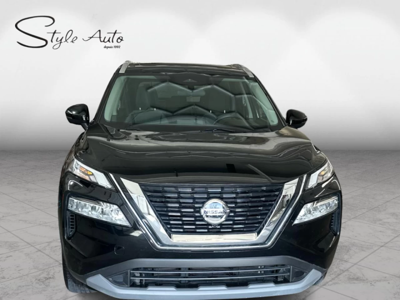 2021 Nissan Rogue AWD SV Main Image