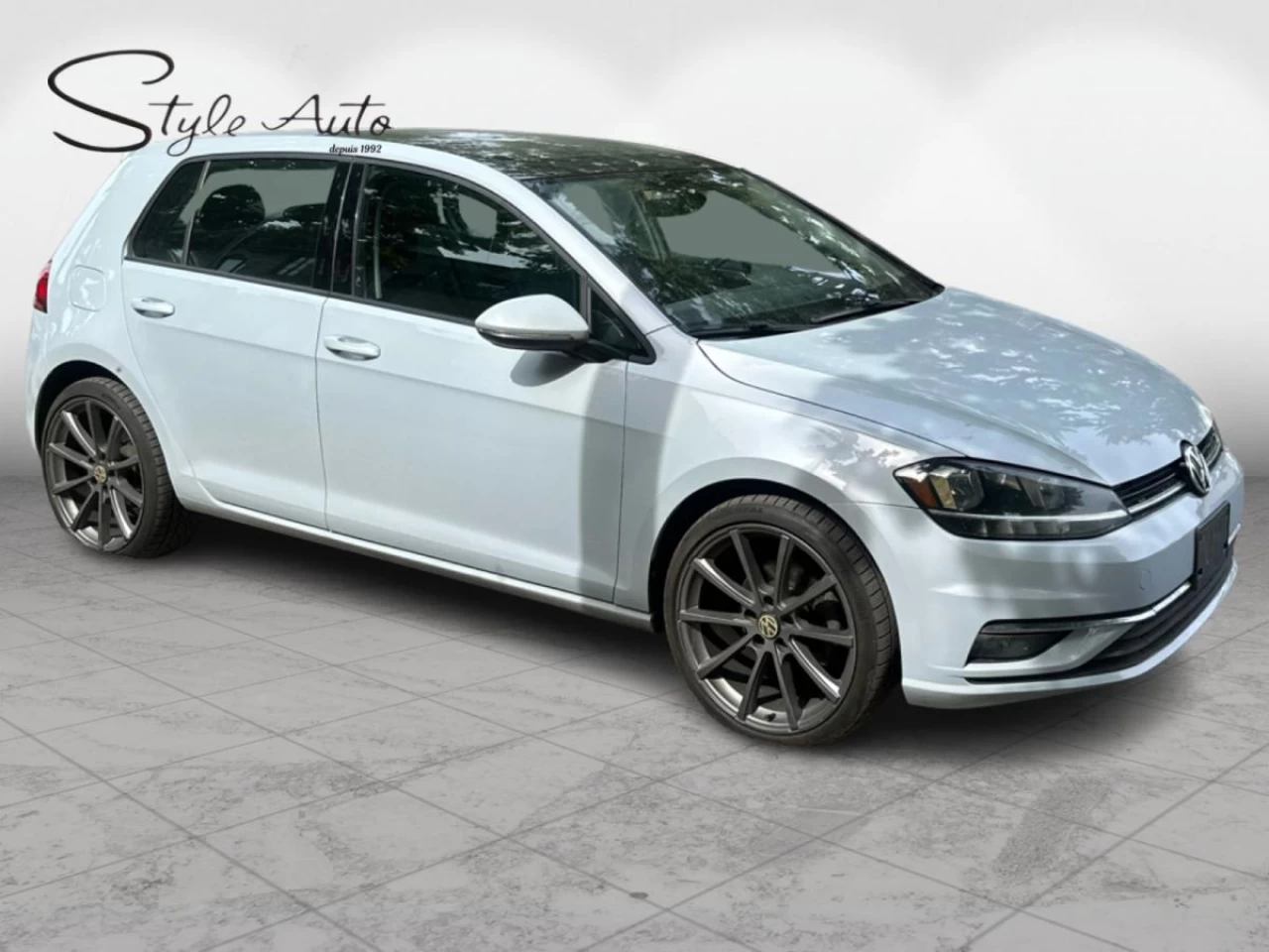 2018 Volkswagen Golf Trendline 5-door Auto Image principale