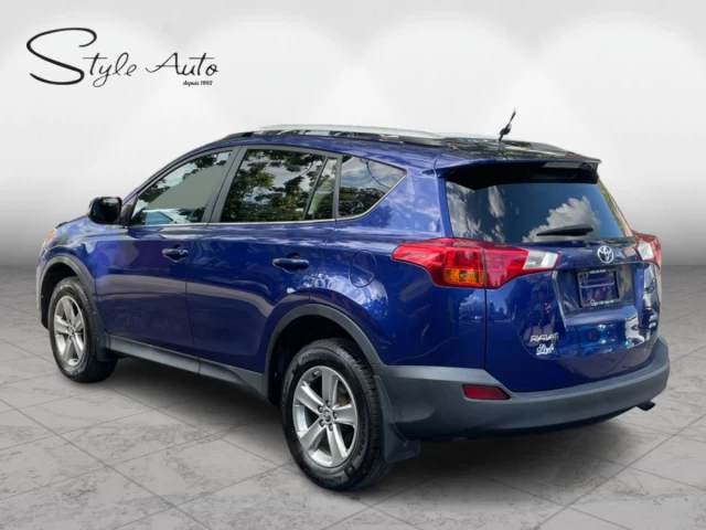 Toyota RAV4 AWD 4dr XLE 2015