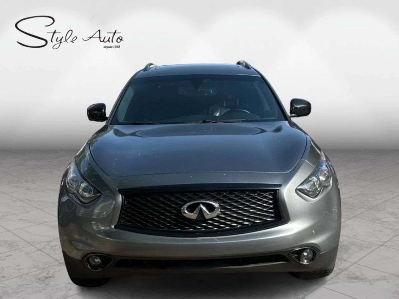 2017 Infiniti QX70 AWD SUV Image principale