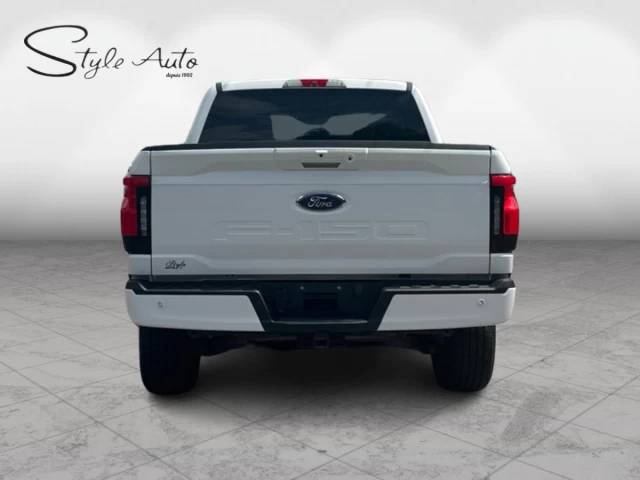 Ford F-150 Lightning XLT Pro 4WD SuperCrew 5.5' Box 2023