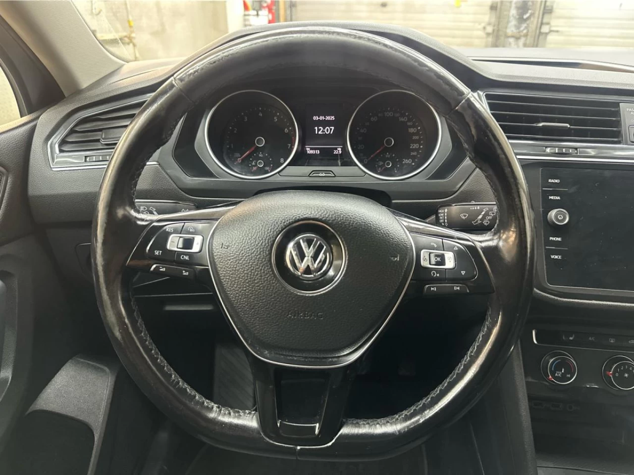 2018 Volkswagen Tiguan Trendline 4MOTION Main Image