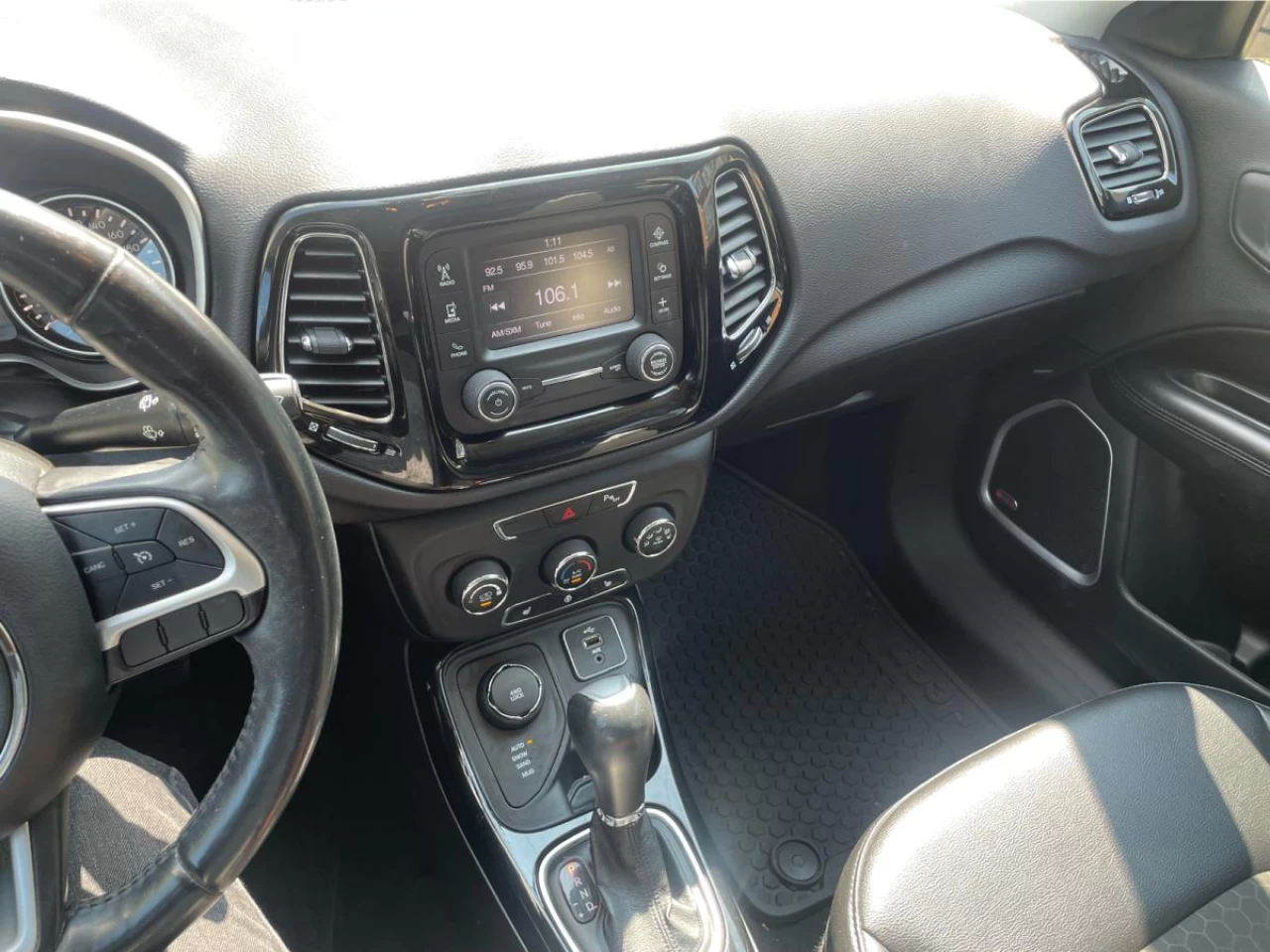 2018 Jeep Compass Altitude 4x4 Image principale