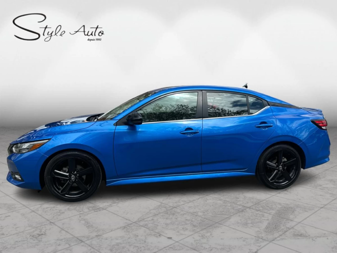 2021 Nissan Sentra SR AUT Image principale