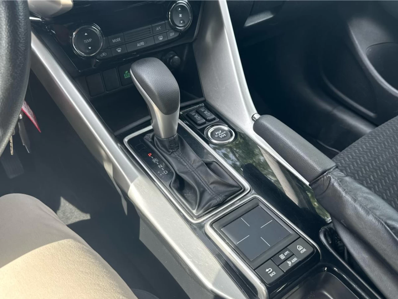 2020 Mitsubishi Eclipse Cross ES S-AWC Main Image
