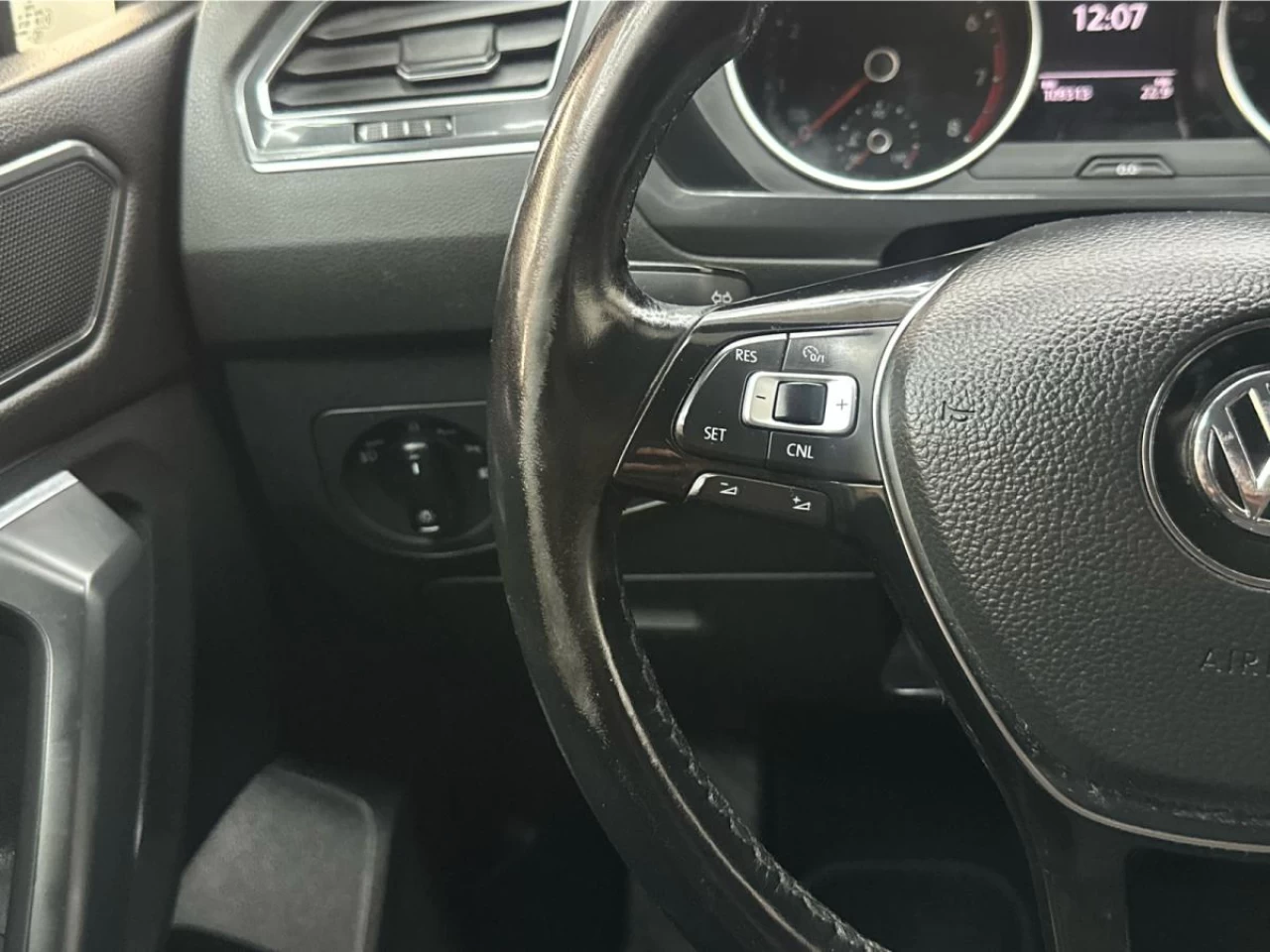 2018 Volkswagen Tiguan Trendline 4MOTION Main Image