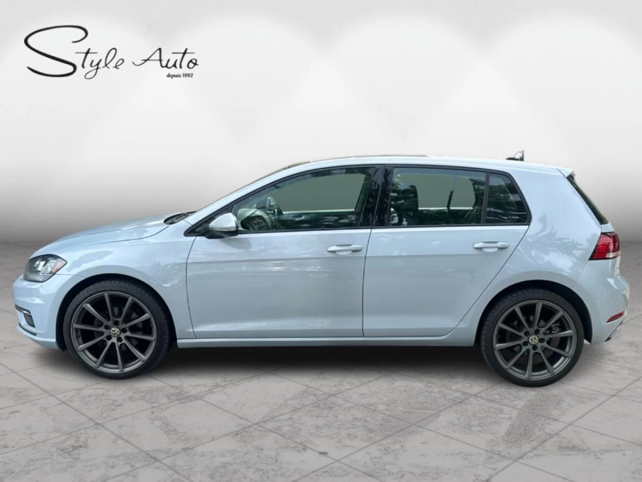 2018 Volkswagen Golf Trendline 5-door Auto Image principale