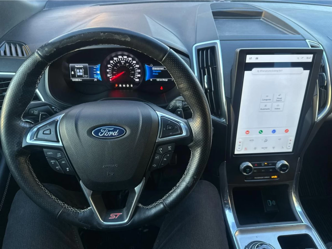 2022 Ford Edge ST AWD Image principale