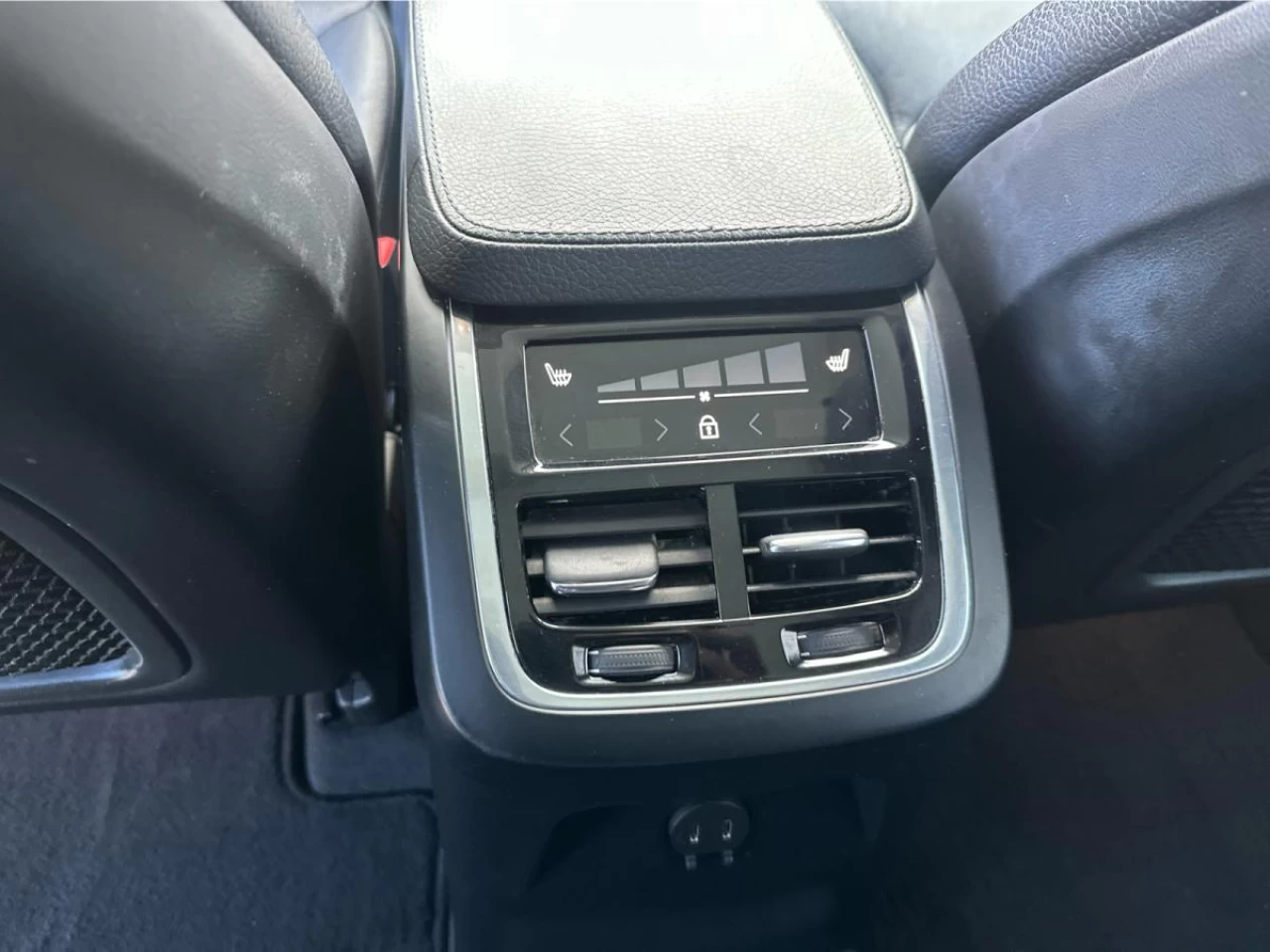 2022 Volvo XC90 T8 EAWD PHEV Inscription Expression Extended Range 7 pass Image principale