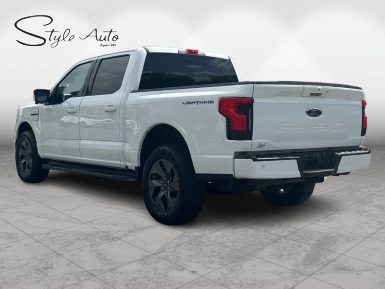 2023 Ford F-150 Lightning XLT Pro 4WD SuperCrew 5.5' Box Main Image