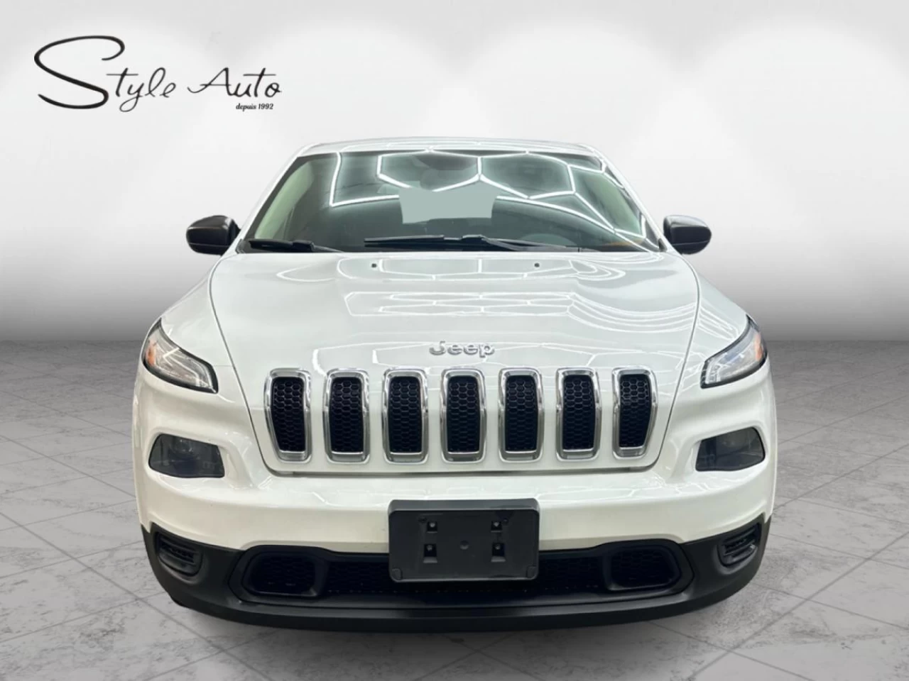 2016 Jeep Cherokee 4WD Sport Main Image