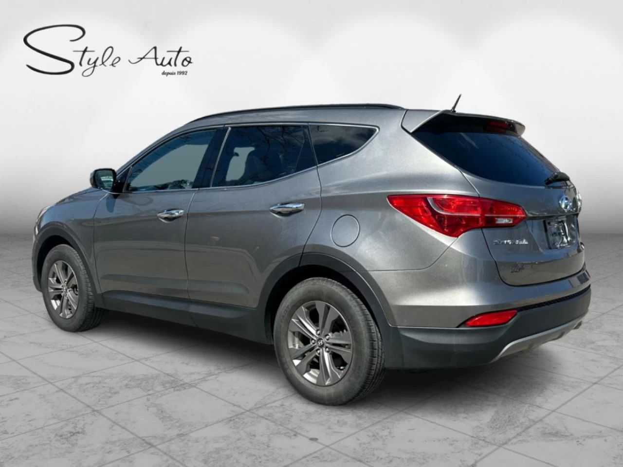 2015 Hyundai Santa Fe Sport FWD 4dr 2.4L Image principale