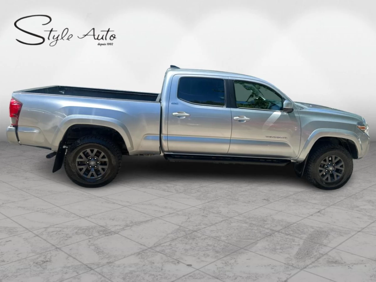 2023 Toyota Tacoma 4x4 Double Cab Auto Image principale
