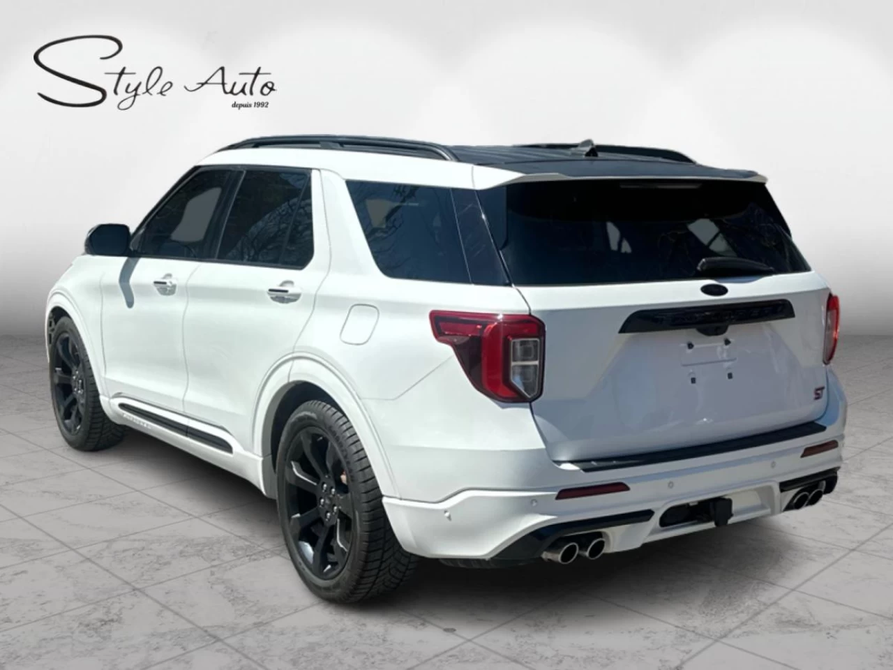 2021 Ford Explorer ST 4WD Image principale