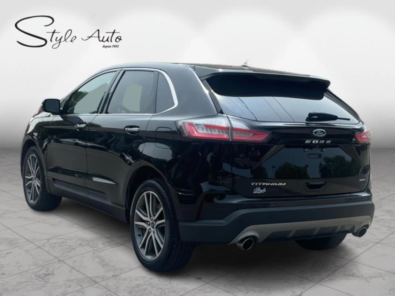 2021 Ford Edge Titanium AWD FULLY LOADED Main Image