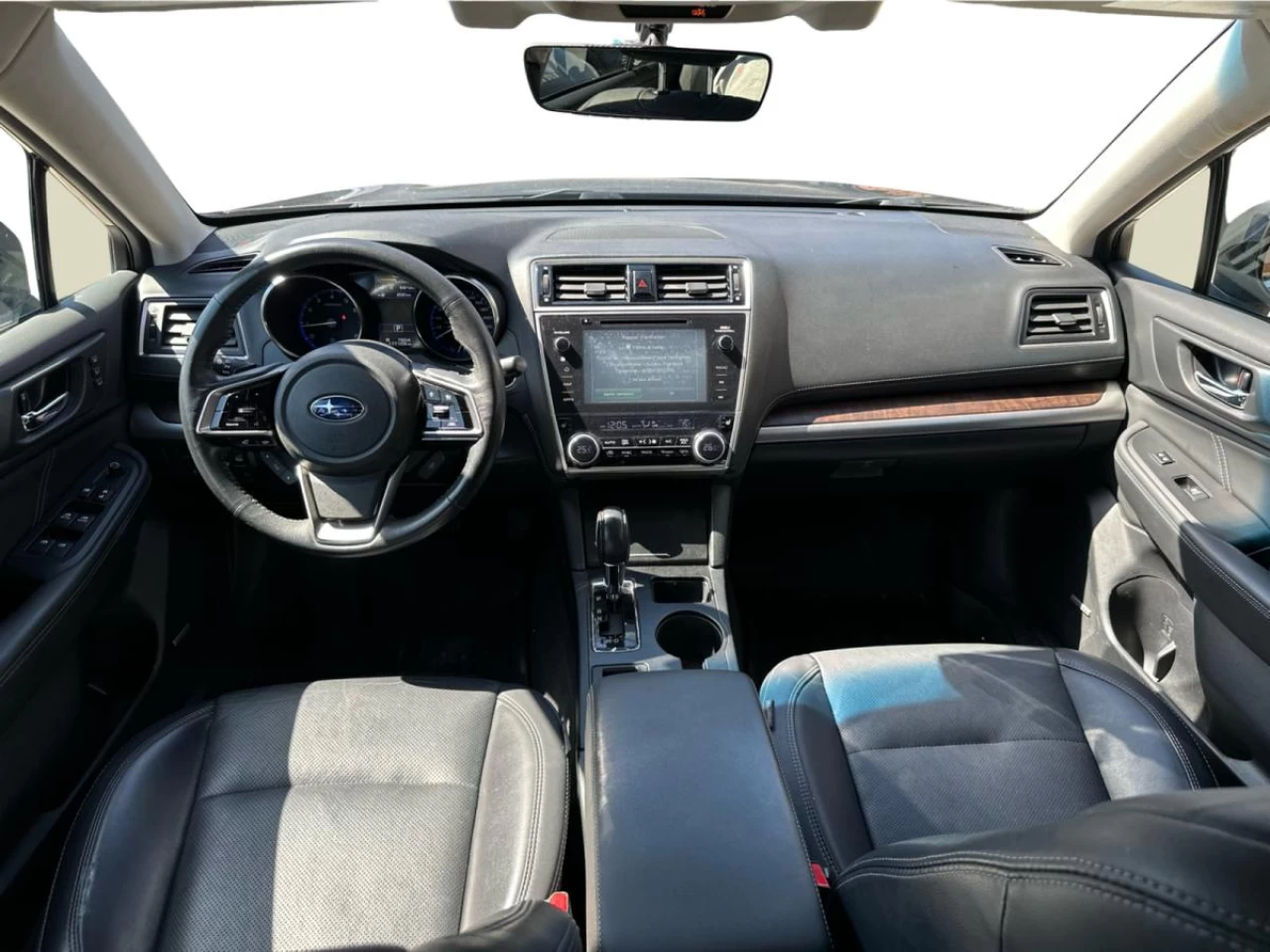 2018 Subaru Outback 2.5i Limited w/EyeSight Pkg Image principale