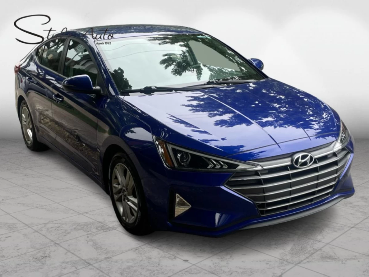 2020 Hyundai Elantra Preferred IVT Main Image