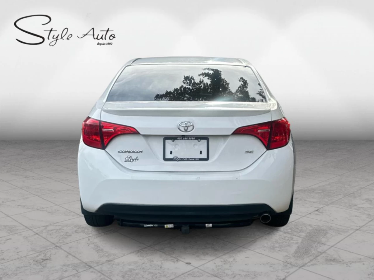 2017 Toyota Corolla 4dr Sdn Man CE Image principale