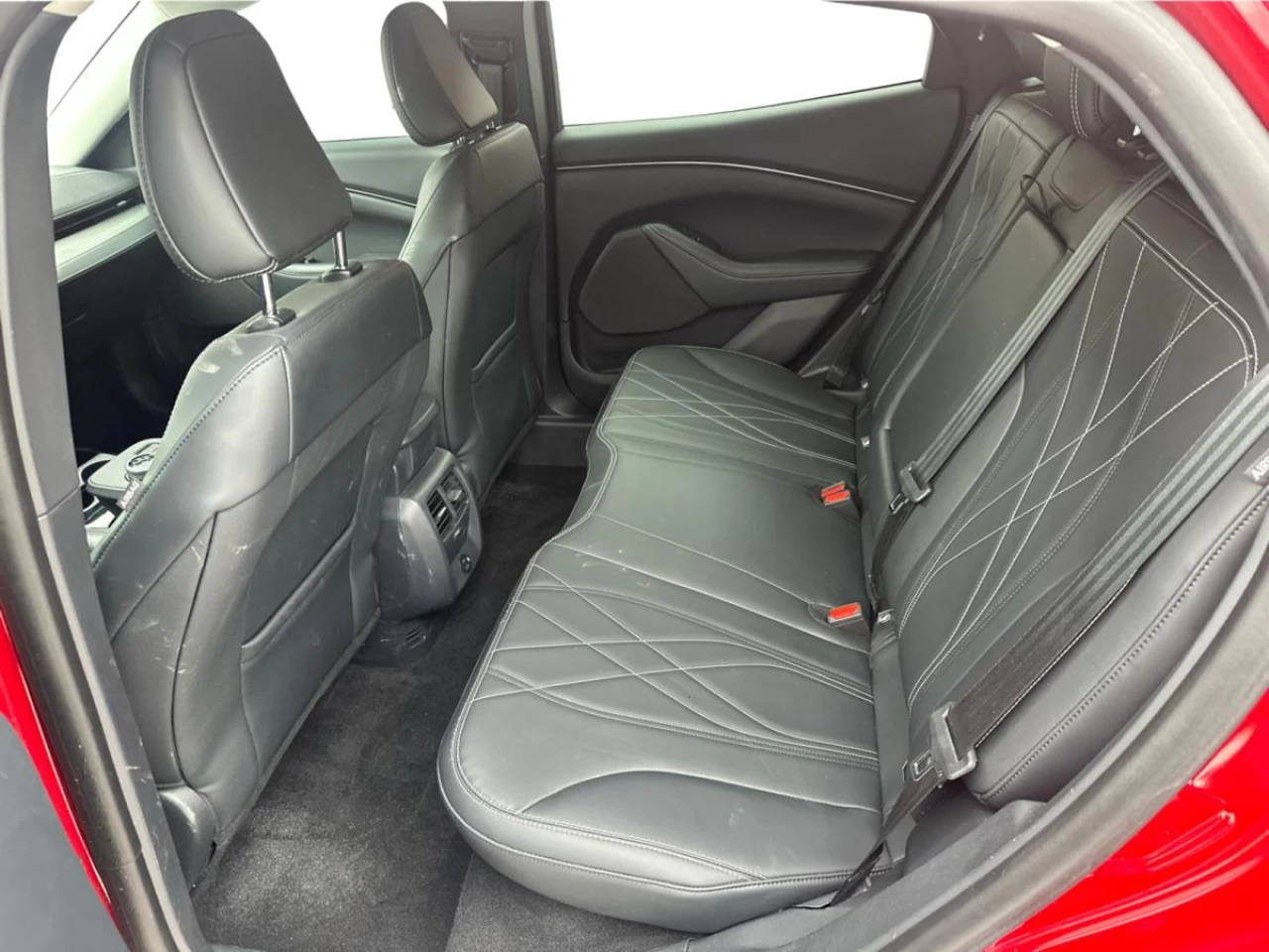 2023 Ford Mustang Mach-E Select AWD Image principale