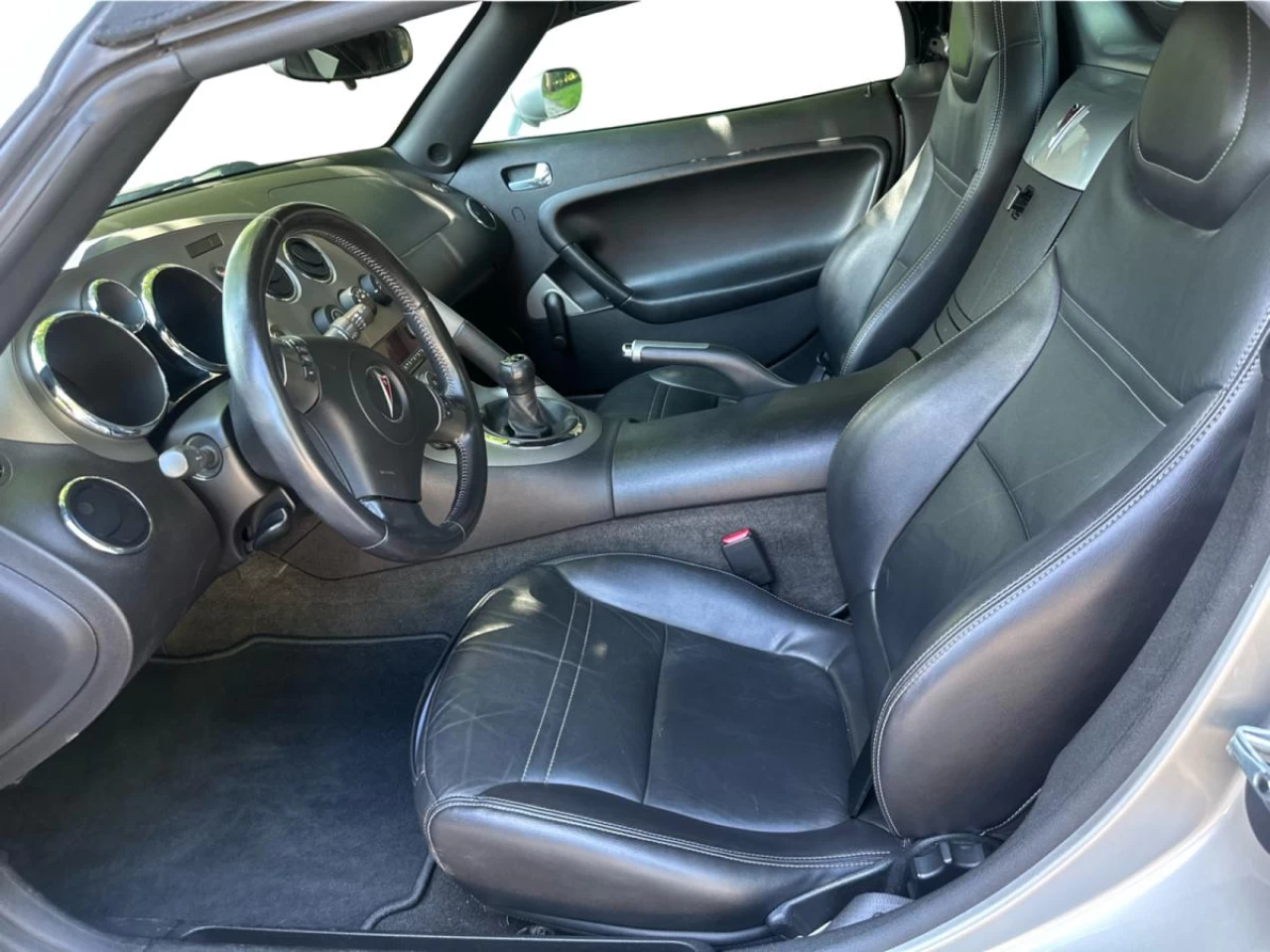 2007 Pontiac Solstice 2dr Convertible Main Image