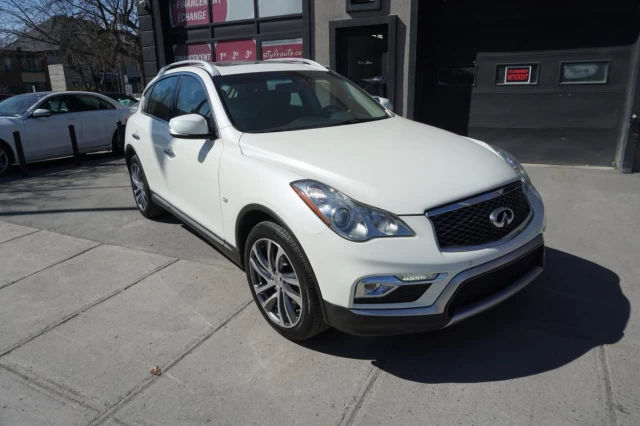 Infiniti QX50 AWD Fully Loaded Leather Roof Cam 8 Tires 2017