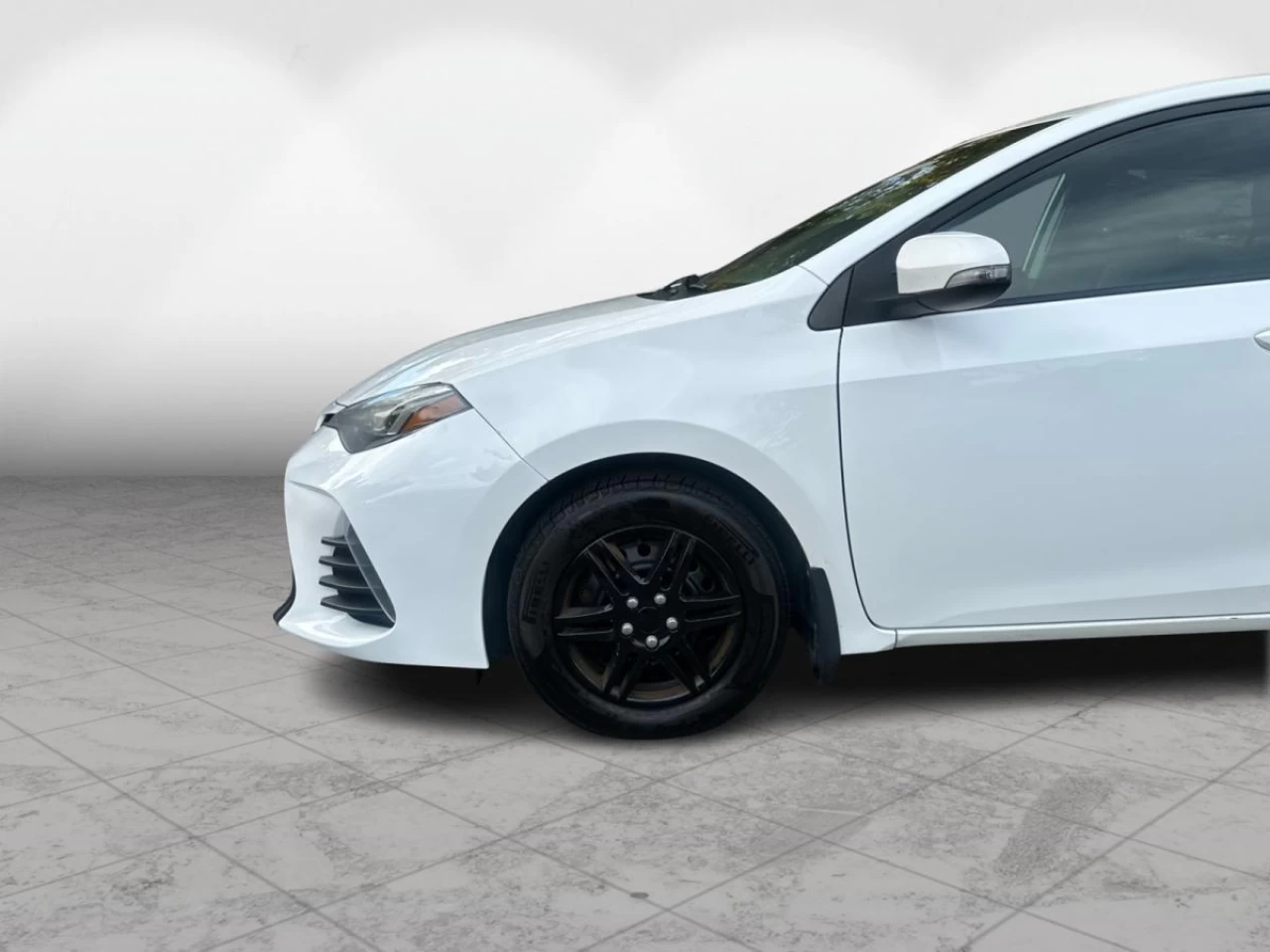 2017 Toyota Corolla 4dr Sdn Man CE Image principale
