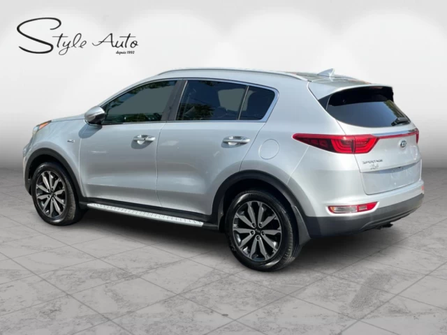 Kia Sportage AWD 4dr EX Tech w/Black 2017