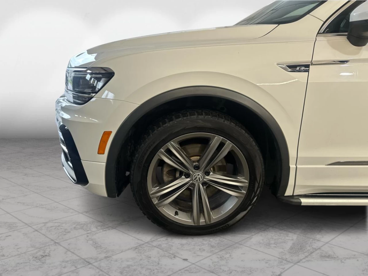 2018 Volkswagen Tiguan Highline R-Line 4MOTION Main Image