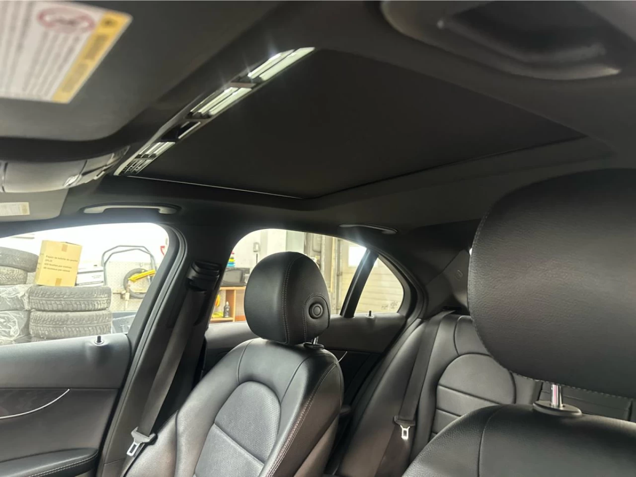 2018 Mercedes-Benz C 300 C 300 4MATIC Sedan Image principale