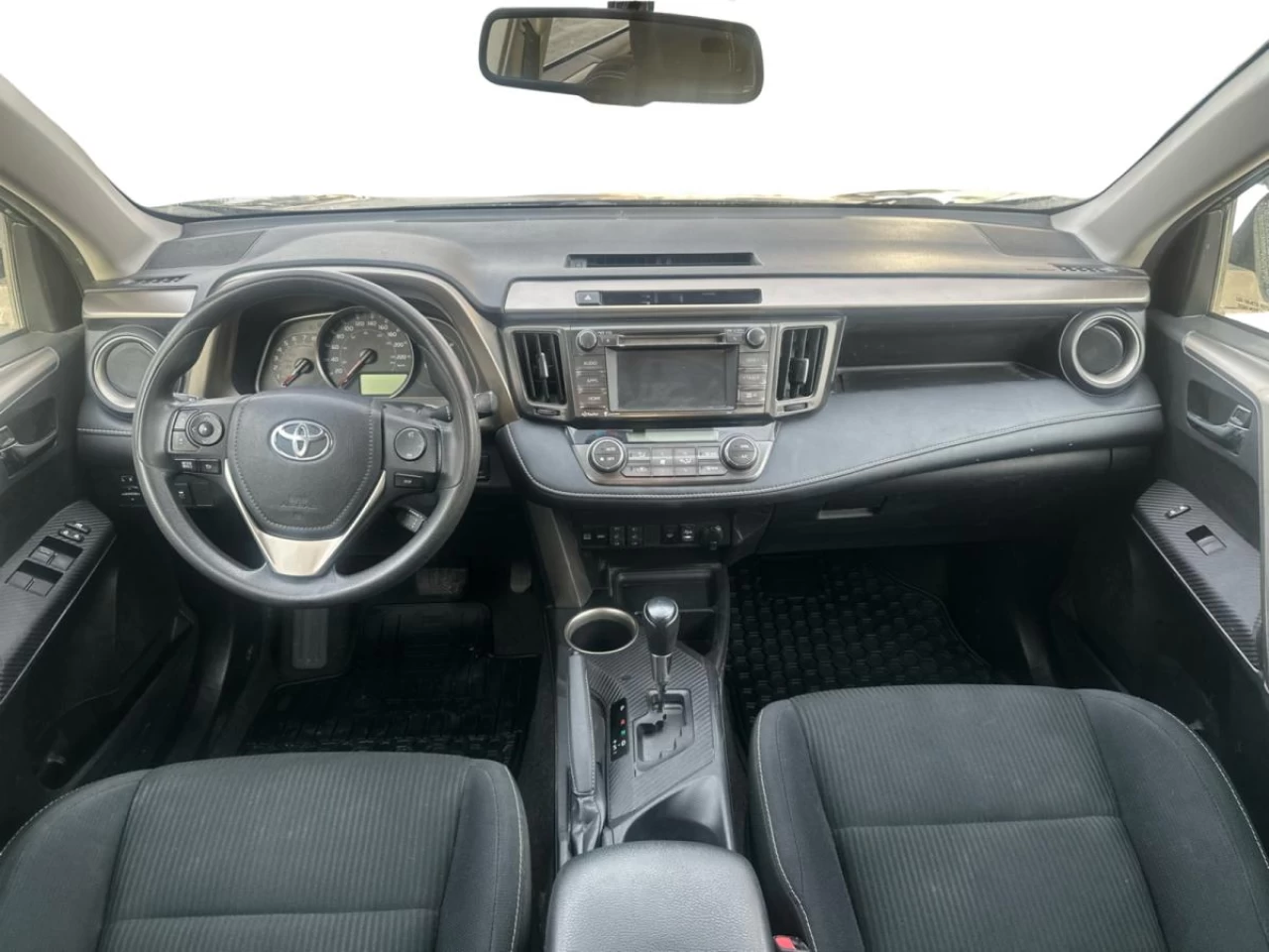 2014 Toyota RAV4 AWD  XLE Main Image
