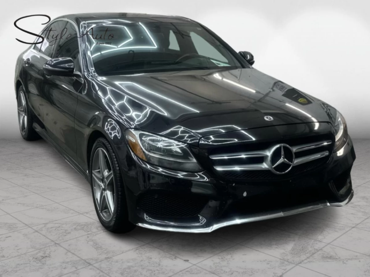2018 Mercedes-Benz C 300 C 300 4MATIC Sedan Image principale